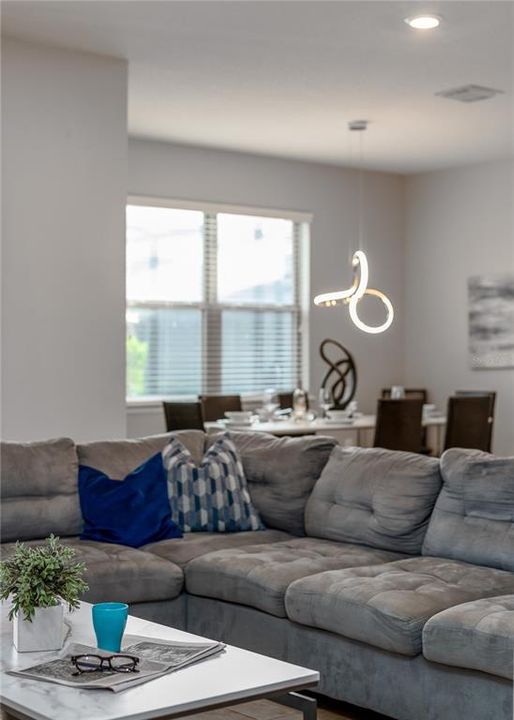 For Rent: $2,899 (5 beds, 4 baths, 2492 Square Feet)