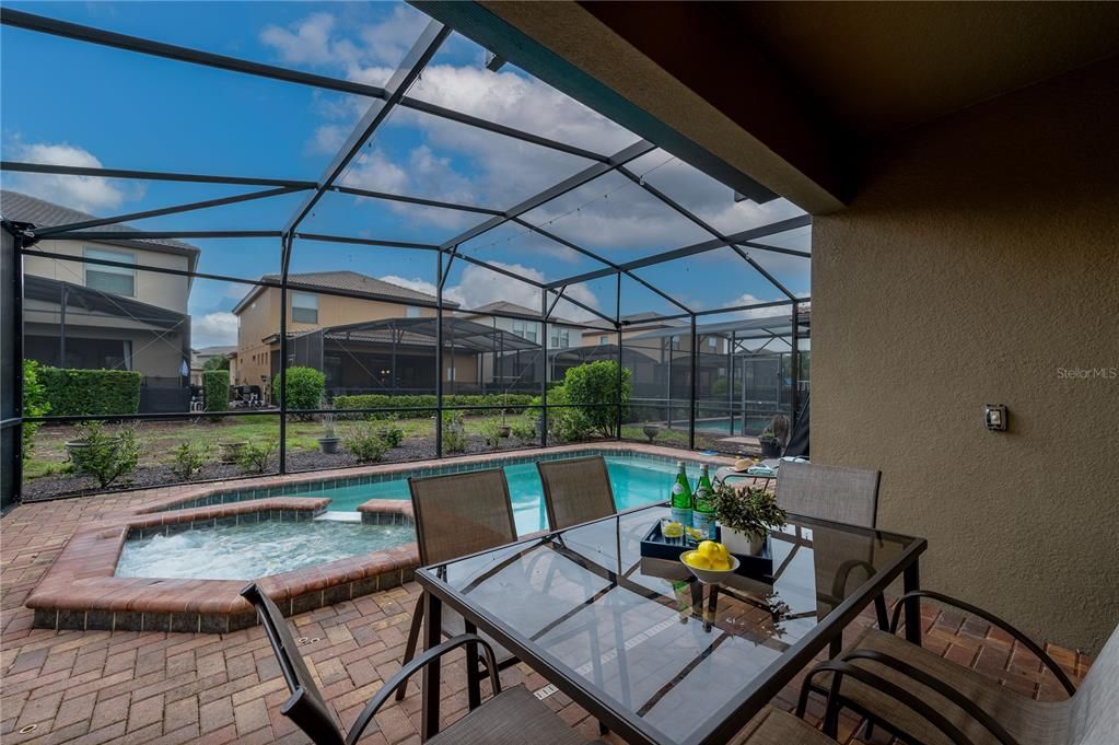 For Rent: $2,899 (5 beds, 4 baths, 2492 Square Feet)