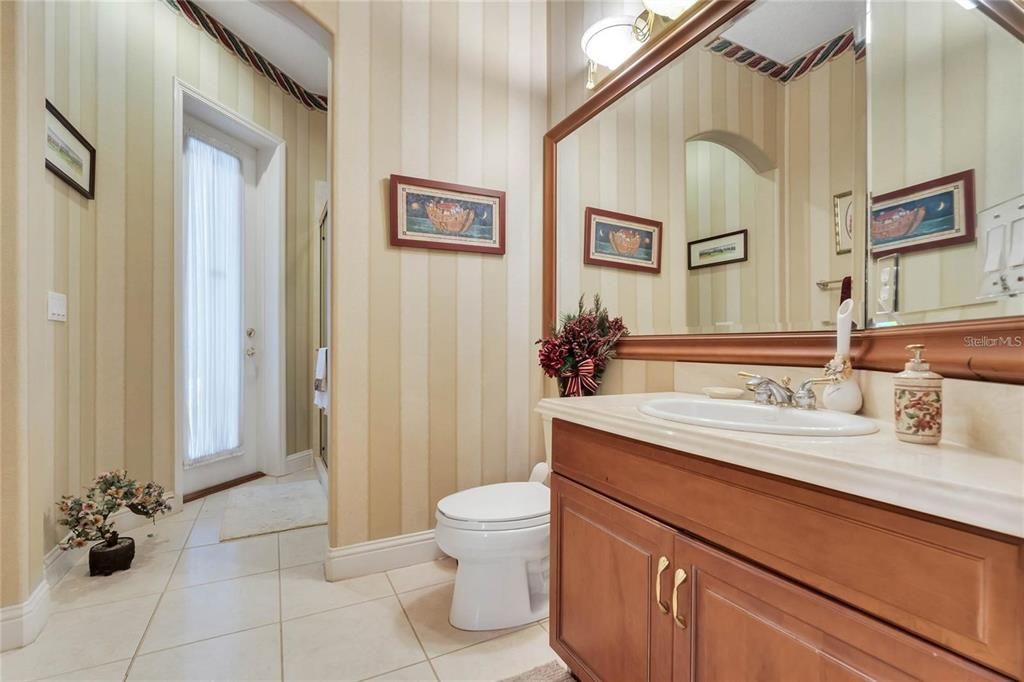 En Renta: $7,775 (5 camas, 5 baños, 4250 Pies cuadrados)