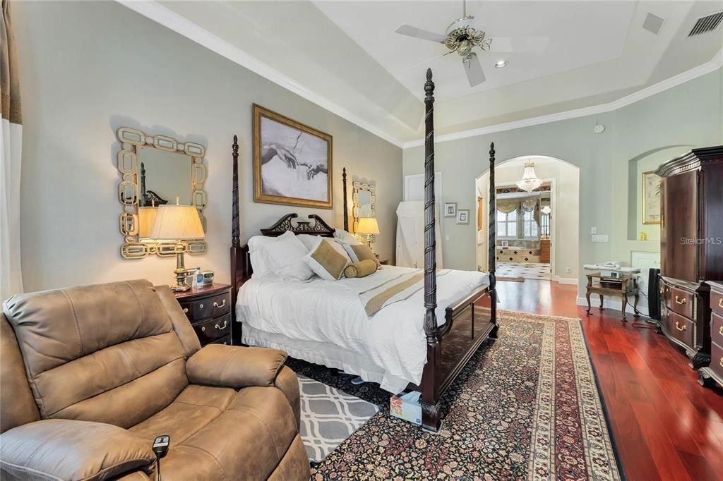 En Renta: $7,775 (5 camas, 5 baños, 4250 Pies cuadrados)