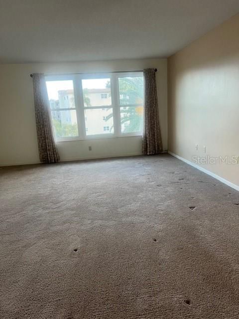 出租: $1,750 (2 贝兹, 2 浴室, 1245 平方英尺)