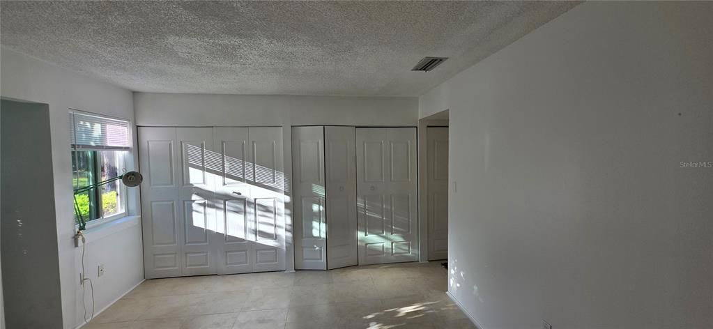 待售: $209,911 (2 贝兹, 2 浴室, 1200 平方英尺)