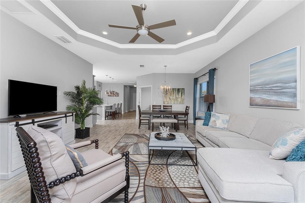 For Sale: $379,900 (3 beds, 2 baths, 1845 Square Feet)