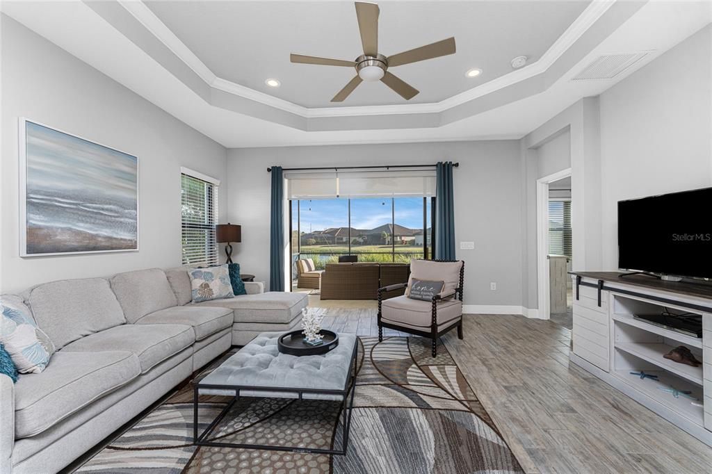 For Sale: $379,900 (3 beds, 2 baths, 1845 Square Feet)