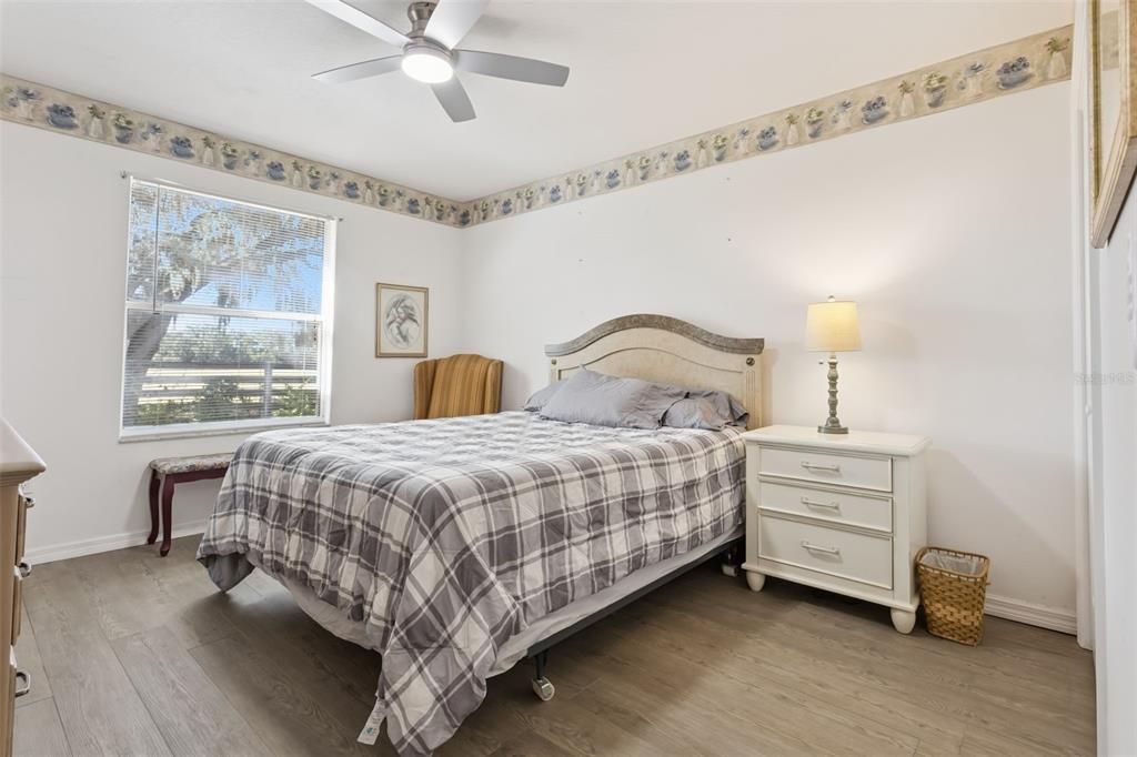 待售: $425,000 (3 贝兹, 2 浴室, 1392 平方英尺)