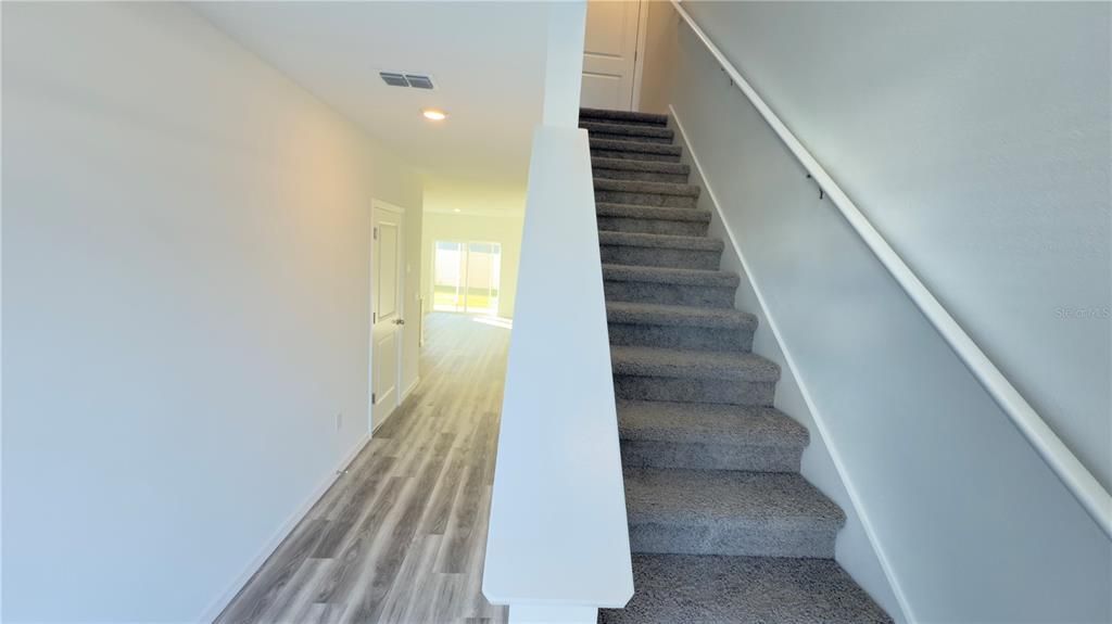 For Rent: $2,000 (3 beds, 2 baths, 1463 Square Feet)