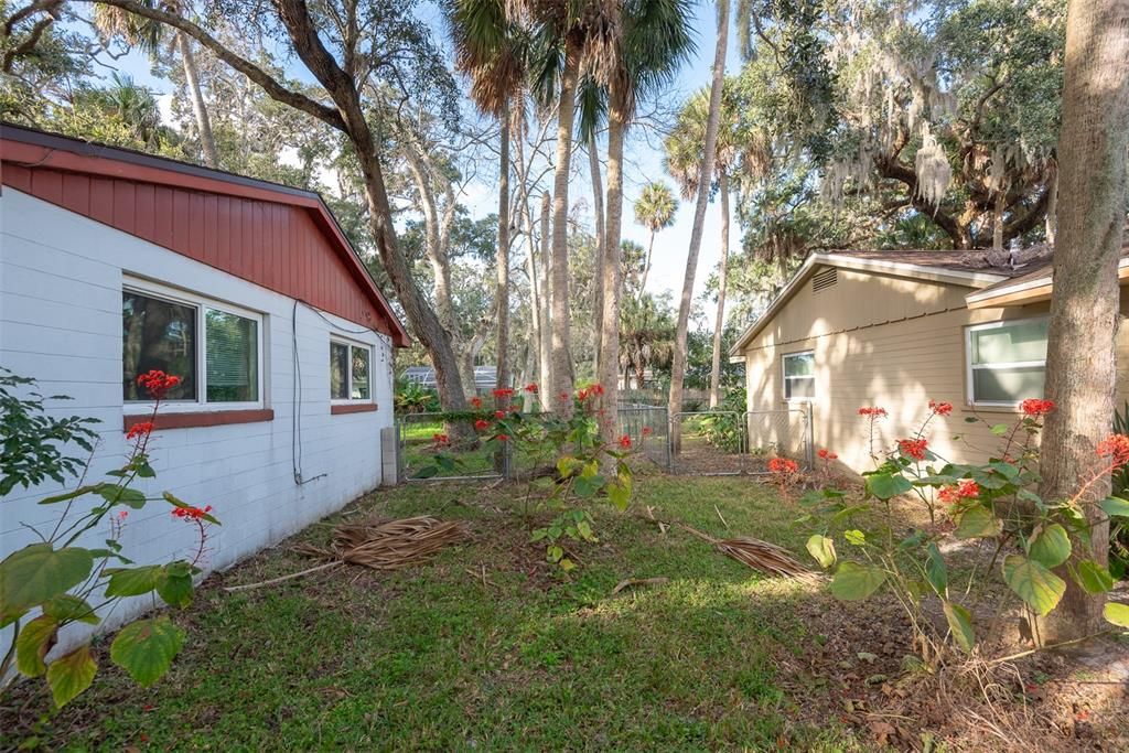 На продажу: $228,000 (3 спален, 2 ванн, 1948 Квадратных фут)