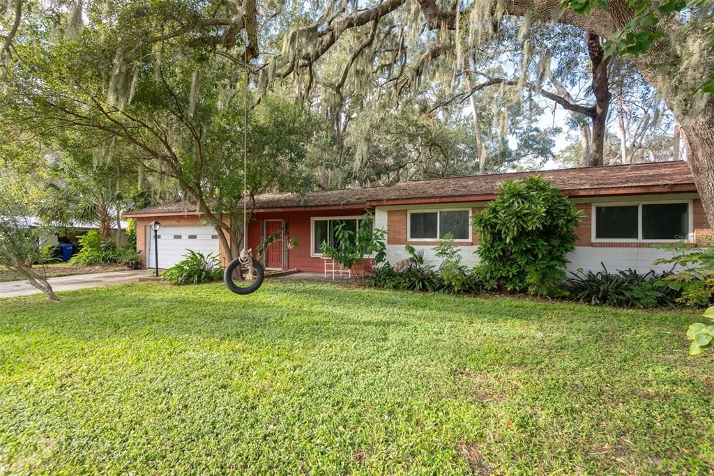 На продажу: $228,000 (3 спален, 2 ванн, 1948 Квадратных фут)