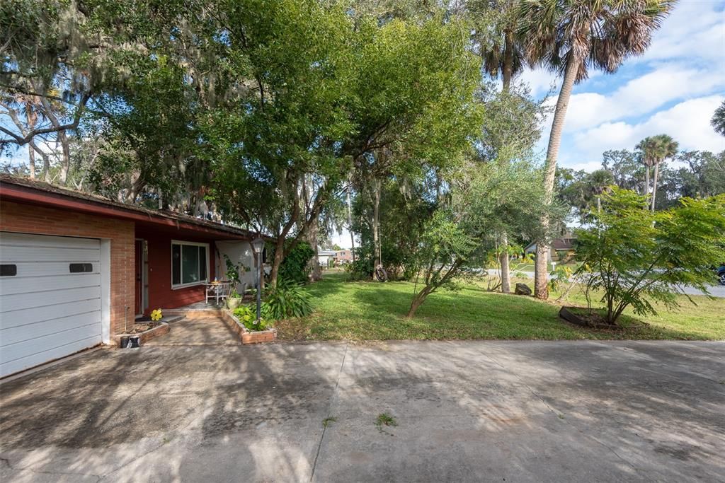 На продажу: $228,000 (3 спален, 2 ванн, 1948 Квадратных фут)