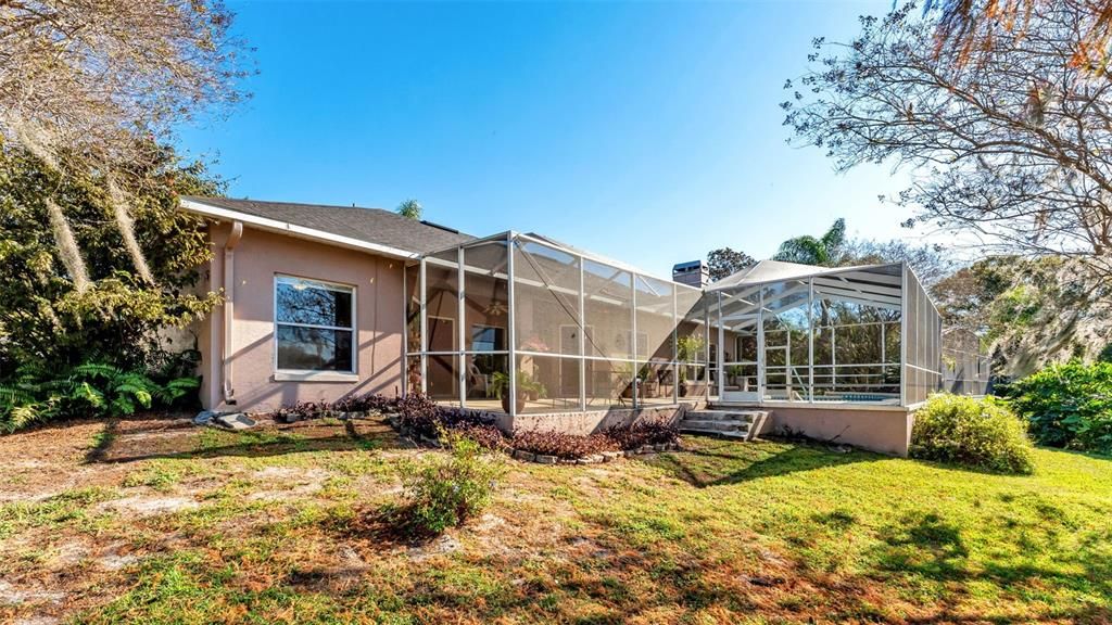 For Sale: $439,000 (3 beds, 3 baths, 2136 Square Feet)