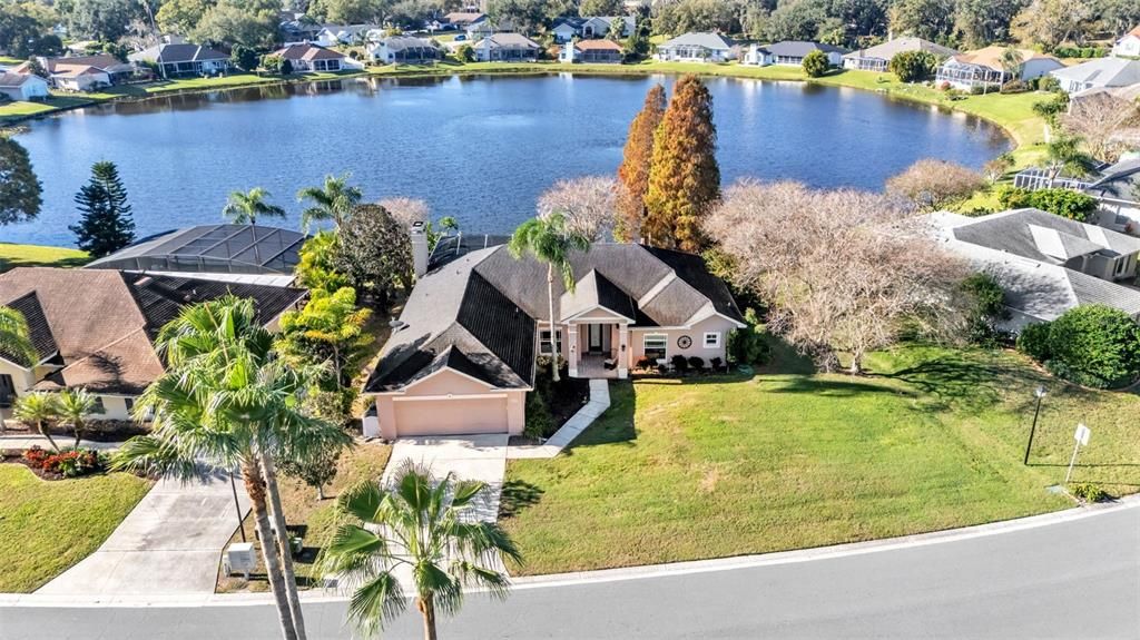 For Sale: $439,000 (3 beds, 3 baths, 2136 Square Feet)