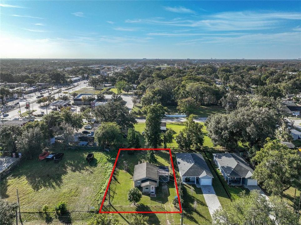 待售: $255,000 (2 贝兹, 2 浴室, 806 平方英尺)