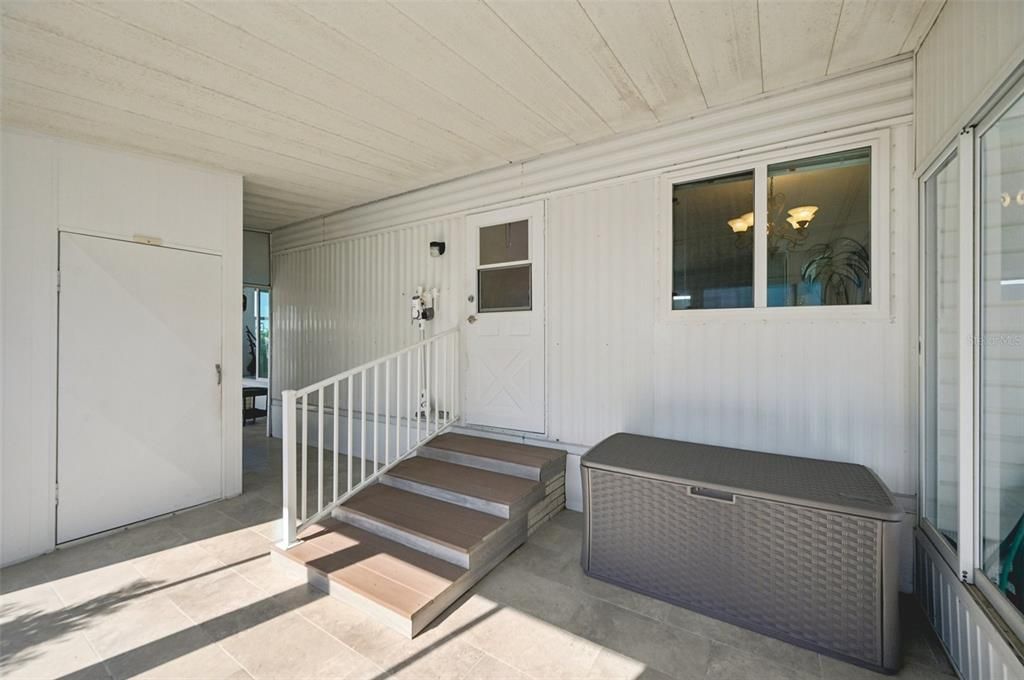 待售: $250,000 (2 贝兹, 2 浴室, 1372 平方英尺)