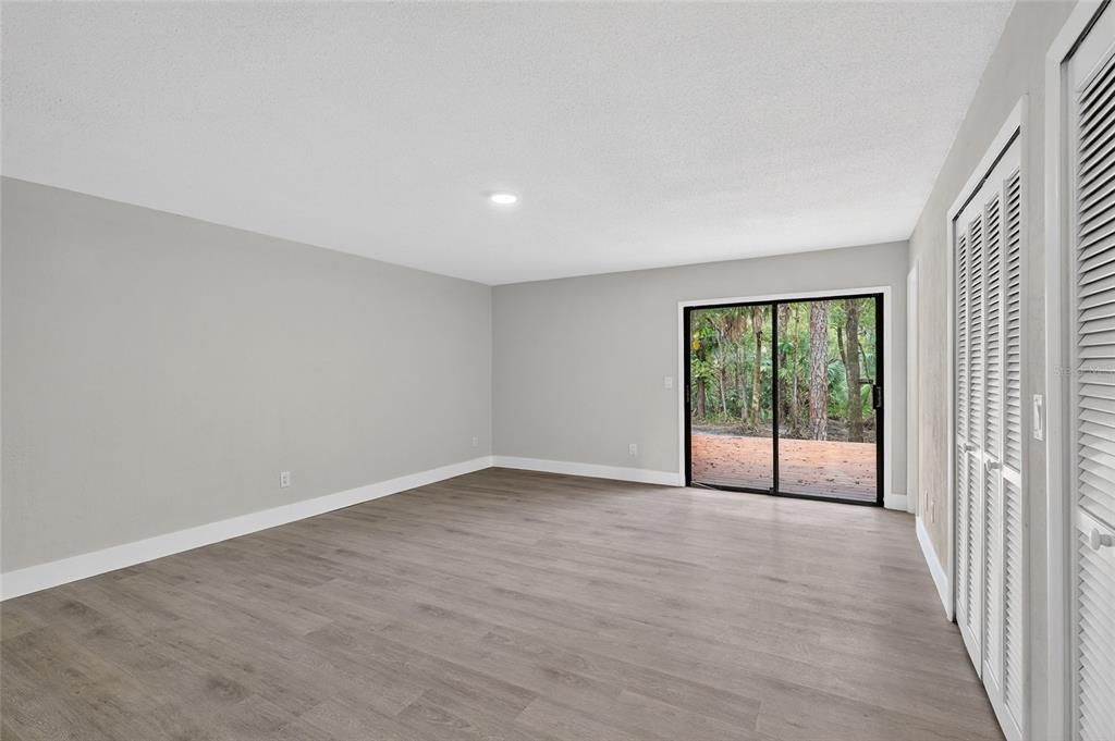 For Sale: $570,000 (3 beds, 3 baths, 2254 Square Feet)