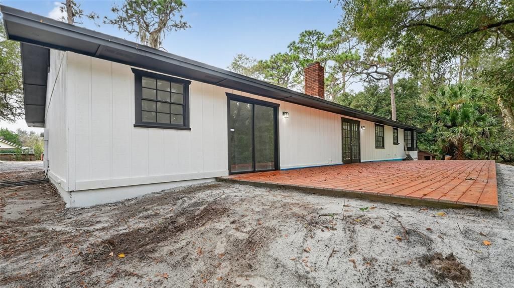 For Sale: $570,000 (3 beds, 3 baths, 2254 Square Feet)