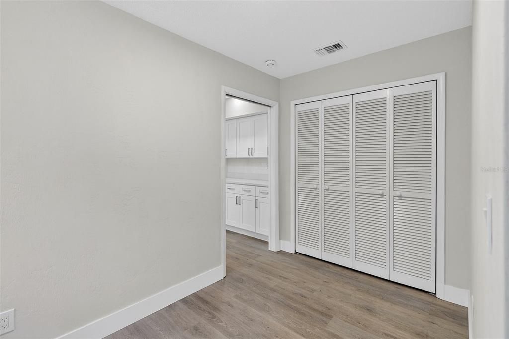 For Sale: $570,000 (3 beds, 3 baths, 2254 Square Feet)