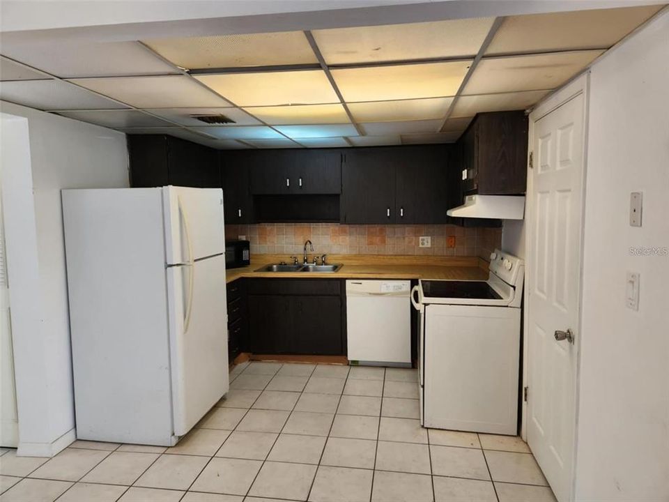 For Sale: $134,900 (3 beds, 2 baths, 1250 Square Feet)
