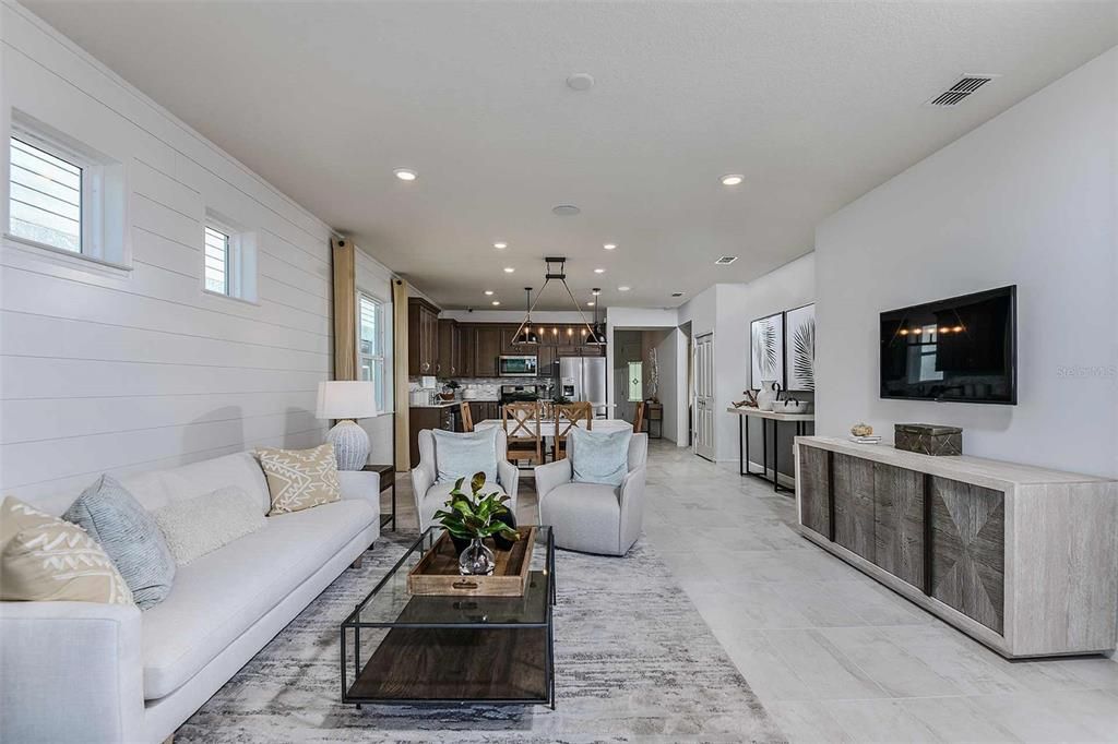 En Venta: $375,966 (3 camas, 2 baños, 1579 Pies cuadrados)