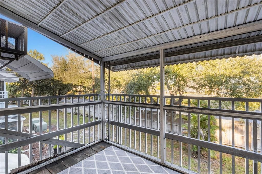 待售: $69,000 (1 贝兹, 1 浴室, 576 平方英尺)