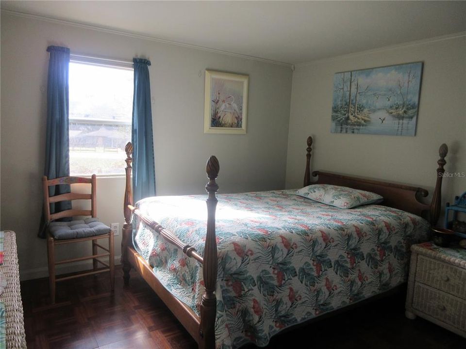 For Sale: $134,900 (3 beds, 1 baths, 958 Square Feet)