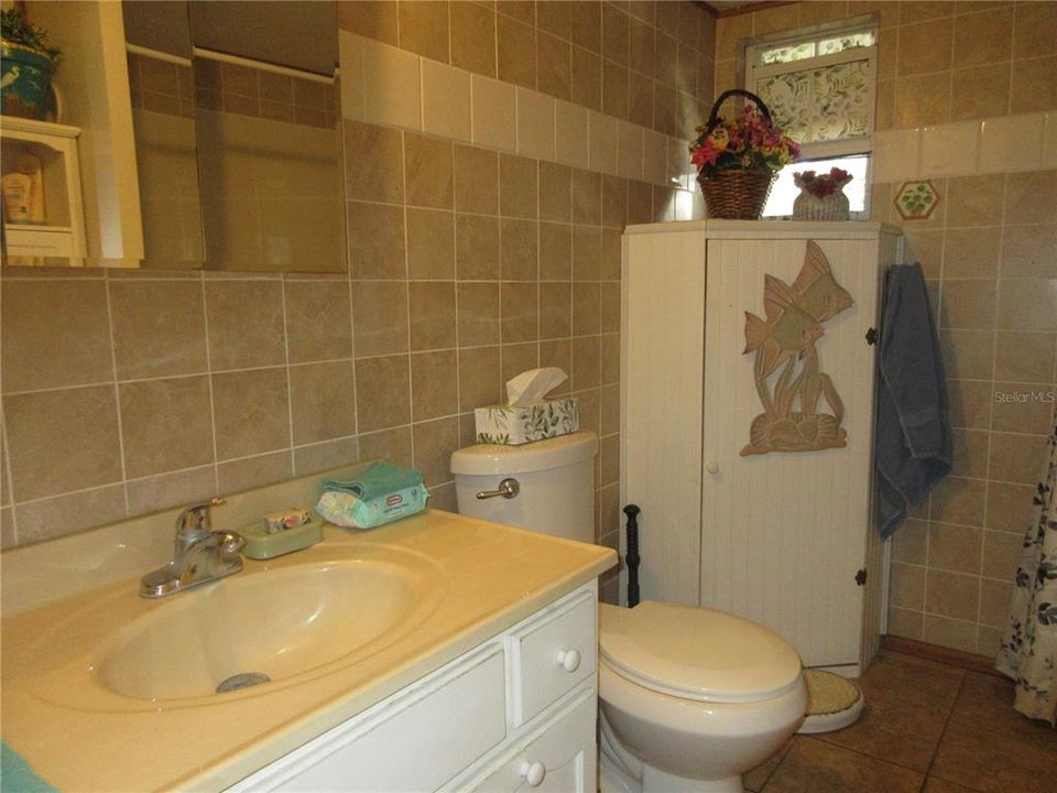 For Sale: $134,900 (3 beds, 1 baths, 958 Square Feet)