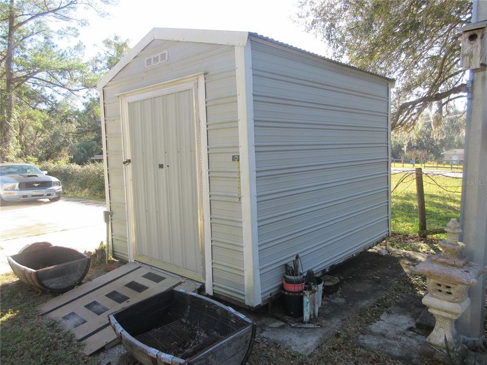 For Sale: $134,900 (3 beds, 1 baths, 958 Square Feet)