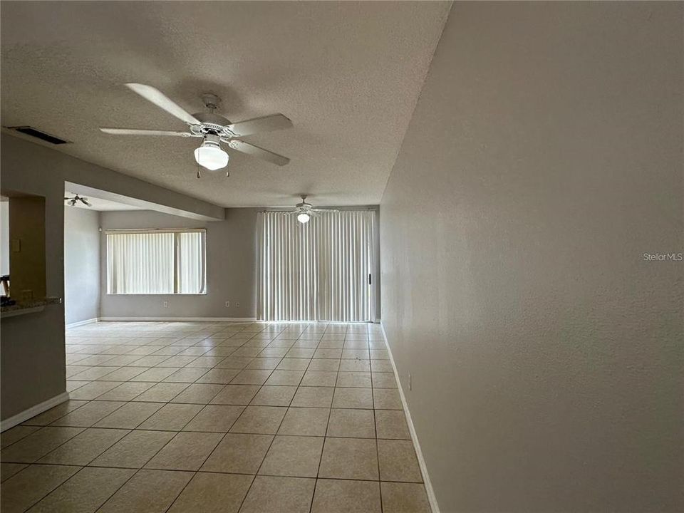 En Renta: $1,800 (3 camas, 2 baños, 1811 Pies cuadrados)