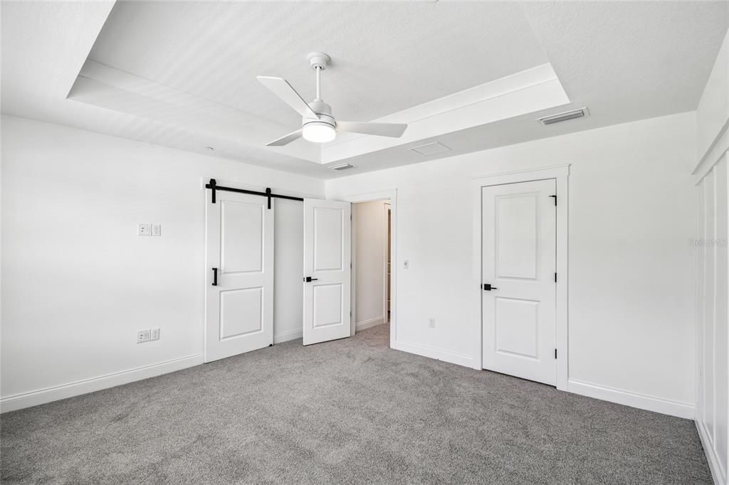 En Venta: $525,000 (4 camas, 3 baños, 2163 Pies cuadrados)