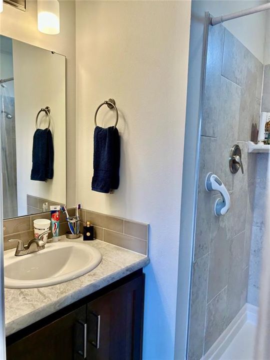 待售: $129,900 (1 贝兹, 1 浴室, 503 平方英尺)