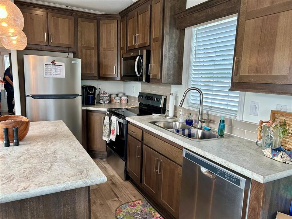 待售: $129,900 (1 贝兹, 1 浴室, 503 平方英尺)