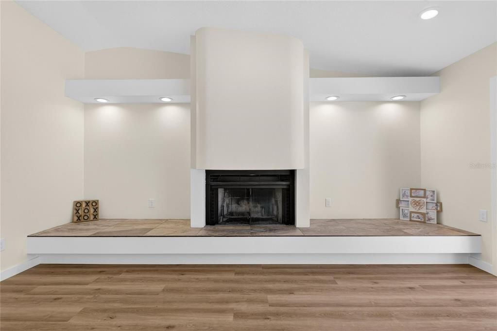 На продажу: $539,990 (3 спален, 2 ванн, 2512 Квадратных фут)