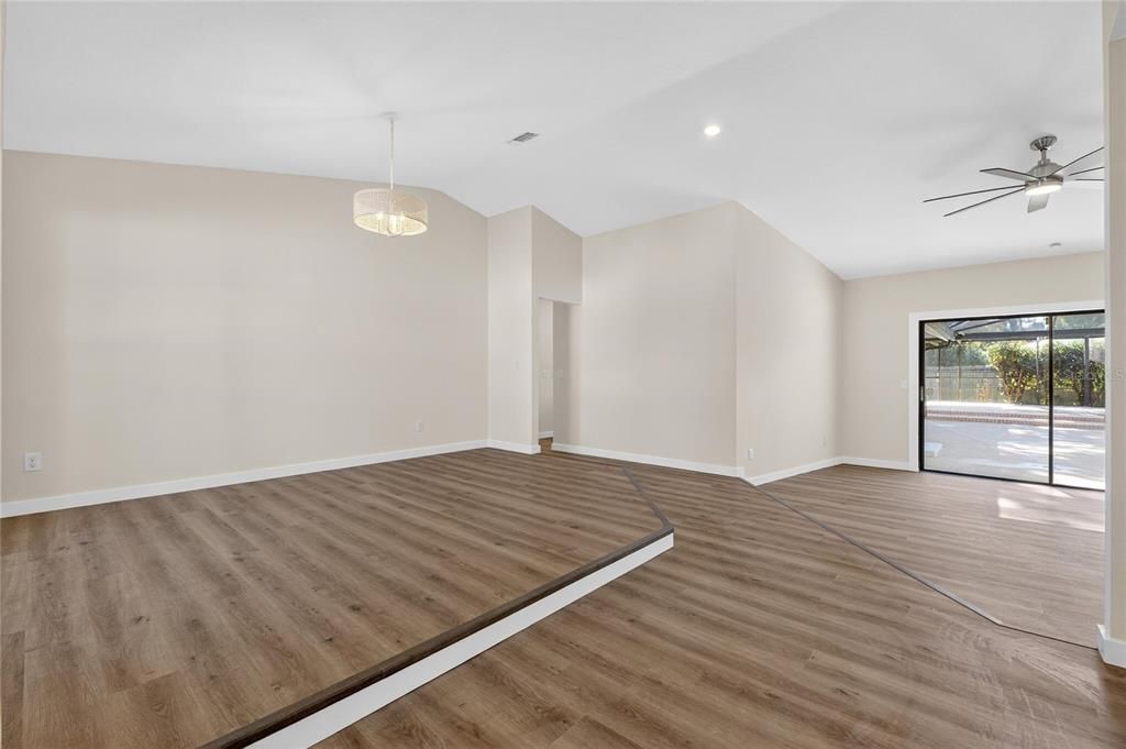 На продажу: $539,990 (3 спален, 2 ванн, 2512 Квадратных фут)