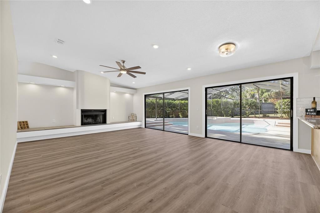 На продажу: $539,990 (3 спален, 2 ванн, 2512 Квадратных фут)