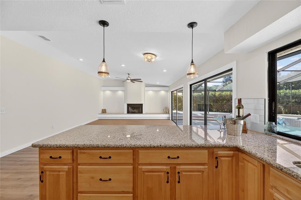 На продажу: $539,990 (3 спален, 2 ванн, 2512 Квадратных фут)