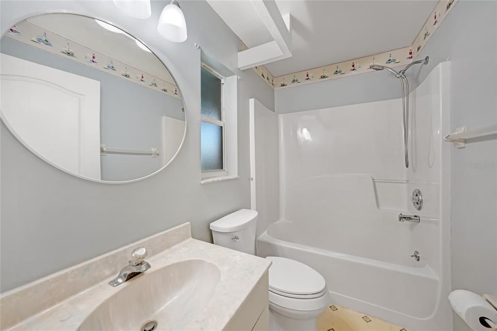 На продажу: $350,000 (3 спален, 2 ванн, 1706 Квадратных фут)