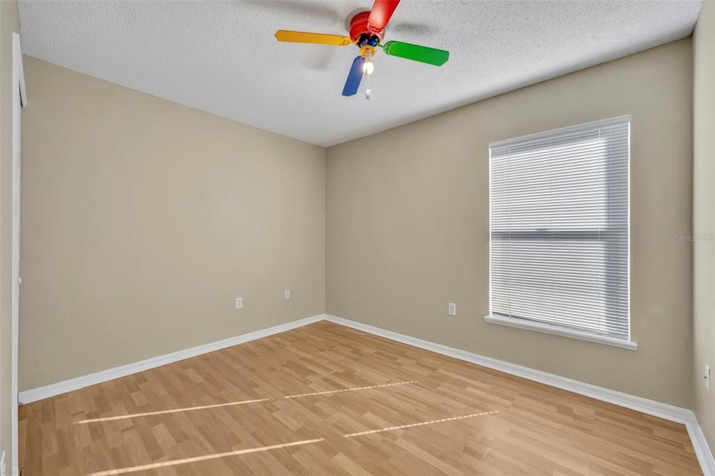 For Sale: $480,000 (4 beds, 2 baths, 1888 Square Feet)