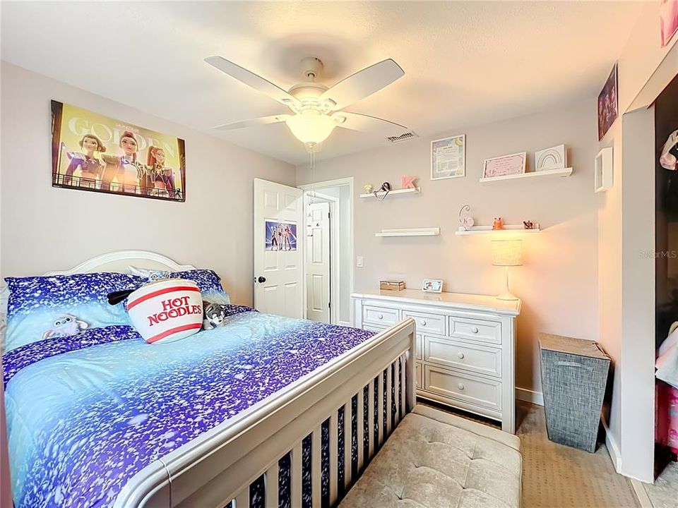 For Sale: $349,900 (3 beds, 2 baths, 1529 Square Feet)