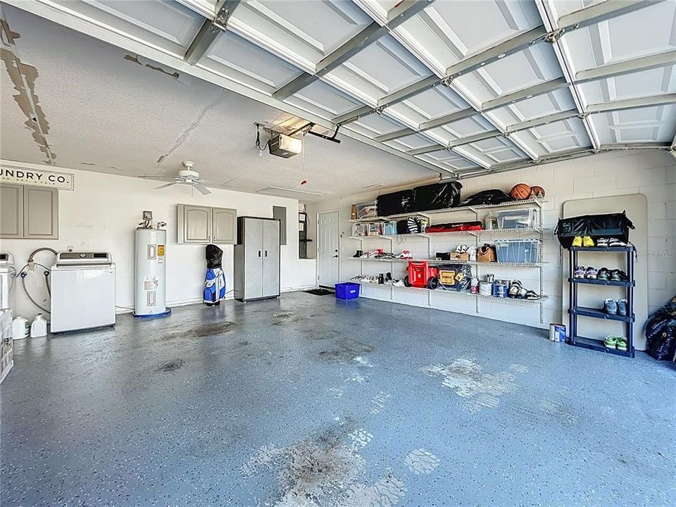 For Sale: $349,900 (3 beds, 2 baths, 1529 Square Feet)