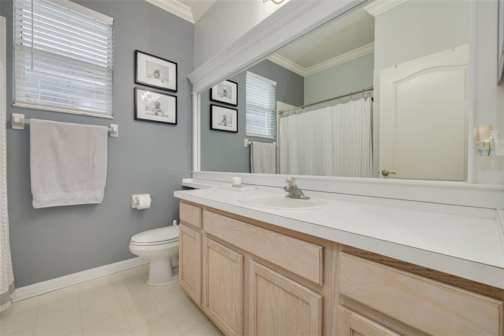 For Sale: $419,900 (3 beds, 2 baths, 1578 Square Feet)