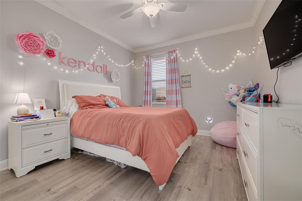 For Sale: $419,900 (3 beds, 2 baths, 1578 Square Feet)