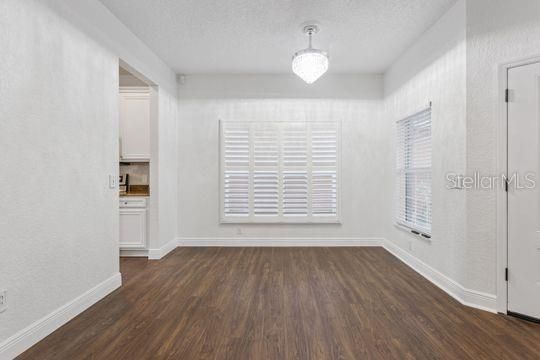 En Venta: $419,900 (4 camas, 2 baños, 1910 Pies cuadrados)