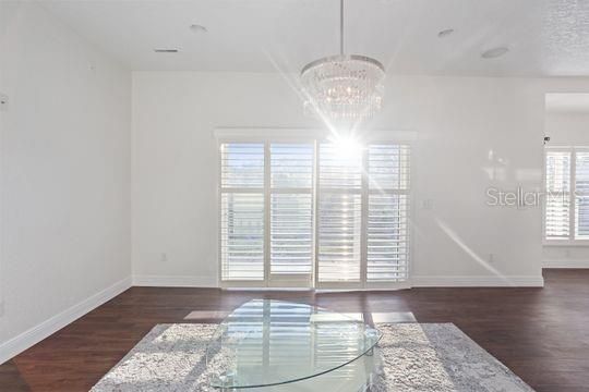 En Venta: $419,900 (4 camas, 2 baños, 1910 Pies cuadrados)