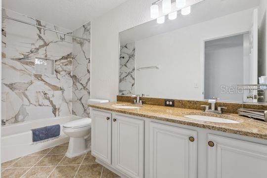 En Venta: $419,900 (4 camas, 2 baños, 1910 Pies cuadrados)