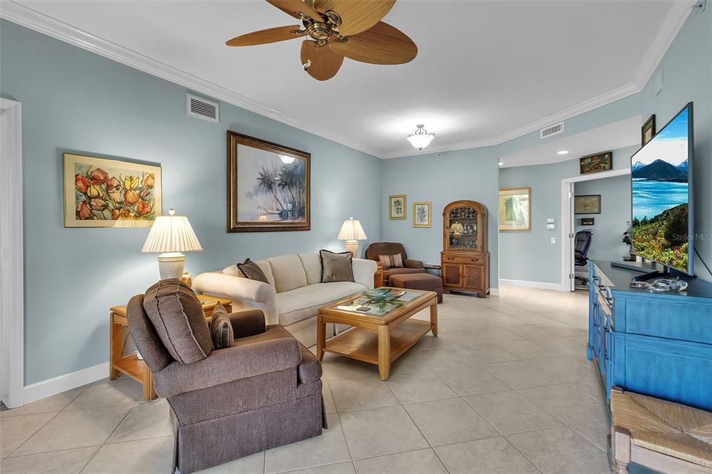 待售: $450,000 (3 贝兹, 2 浴室, 1621 平方英尺)