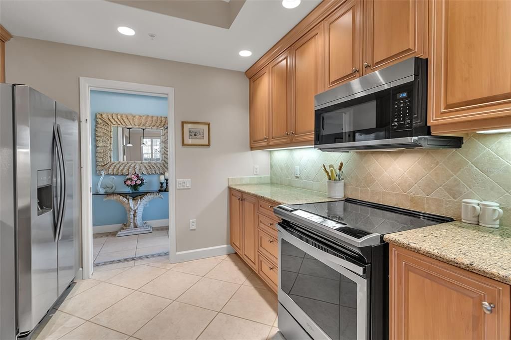 待售: $450,000 (3 贝兹, 2 浴室, 1621 平方英尺)