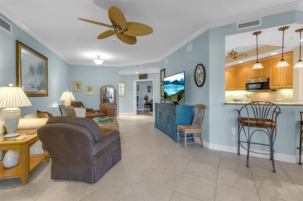 待售: $450,000 (3 贝兹, 2 浴室, 1621 平方英尺)