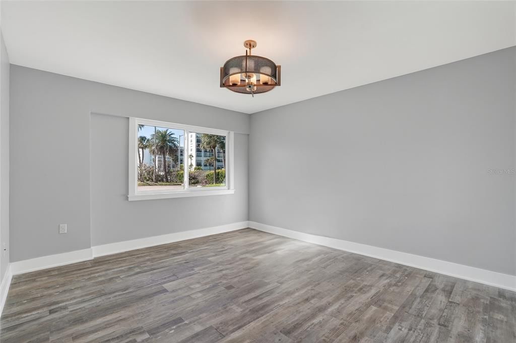 На продажу: $569,000 (2 спален, 2 ванн, 1118 Квадратных фут)