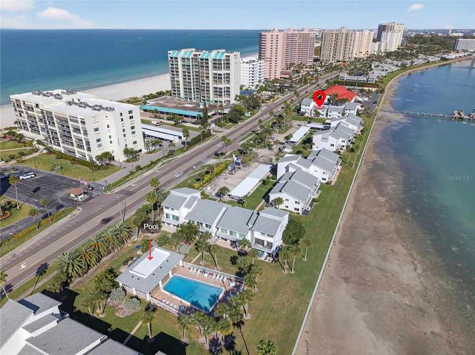 На продажу: $569,000 (2 спален, 2 ванн, 1118 Квадратных фут)