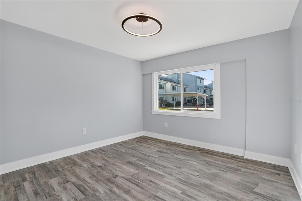 На продажу: $569,000 (2 спален, 2 ванн, 1118 Квадратных фут)