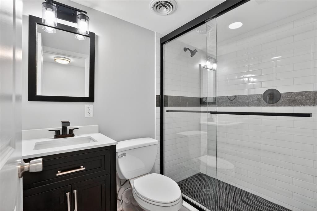 На продажу: $569,000 (2 спален, 2 ванн, 1118 Квадратных фут)